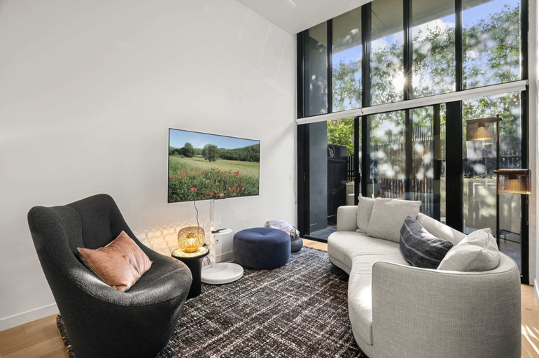 Living area, Bright Inner-north Stay With Pool Access, Melbourne