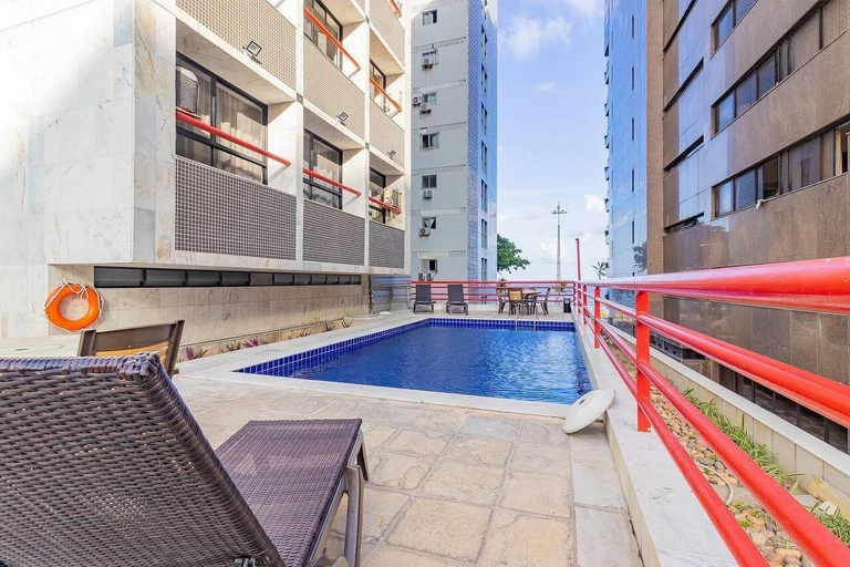 Pool 2, Mercure #508 - Apto em Boa Viagem por Carpediem, Recife