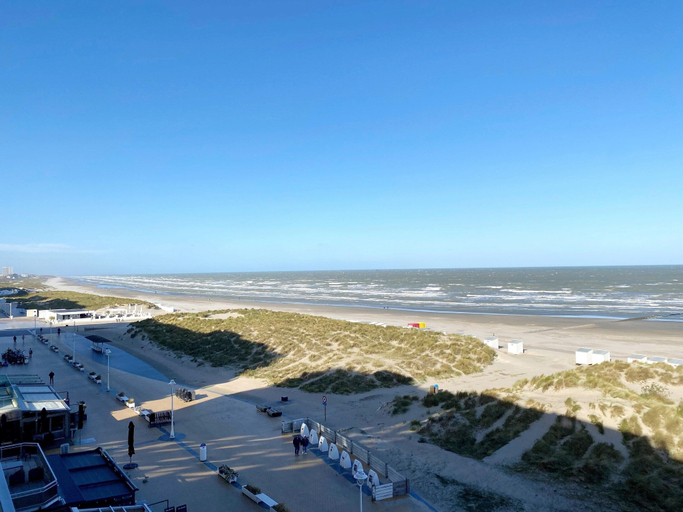 View from property 3, Sea-view Apartment on Zeedijk, West-Vlaanderen