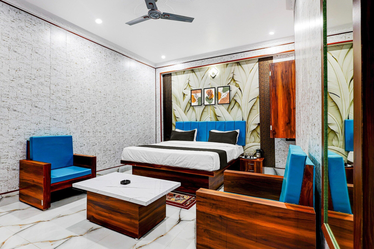Room 4, Townhouse Jaganpura Crossway Patna, Patna