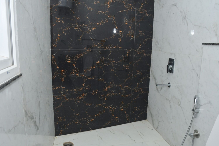 Bathroom 5, The Ora Hotel, Mathura