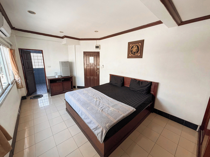 Bedroom 4, Green Hotel, Pattaya