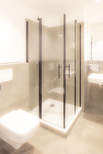 Bathroom 2, Hotel Zur Feldmühle, Hochsauerlandkreis