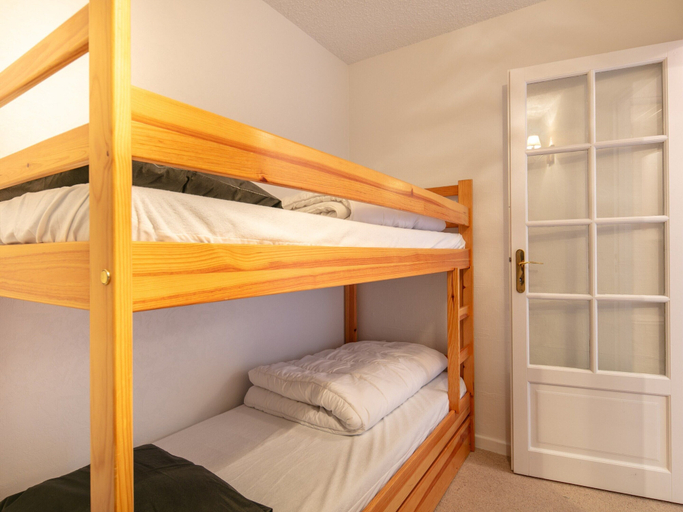 Room 2, Ski Retreat in Saint-sorlin-d'arves, Savoie