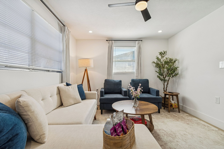Living area 3, Elite Stay Partners- Largo, Pinellas