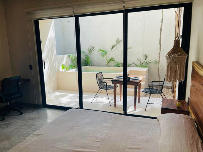 Room 5, Jungle View Studio S11 Private Jacuzzi Pool, Cozumel