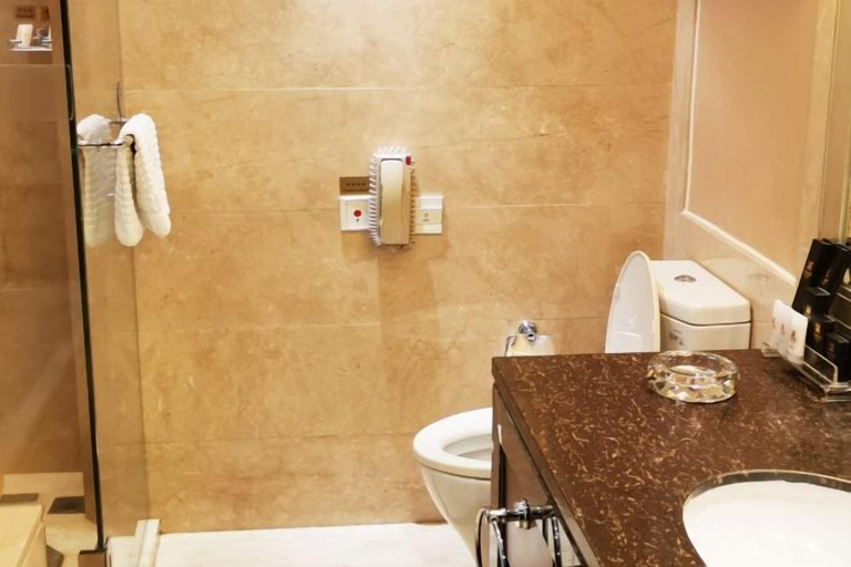 Bathroom, Yanjiang International Hotel, Sanming