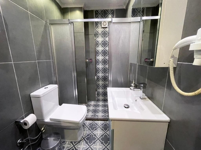 Bathroom 4, uskudar otel, Üsküdar