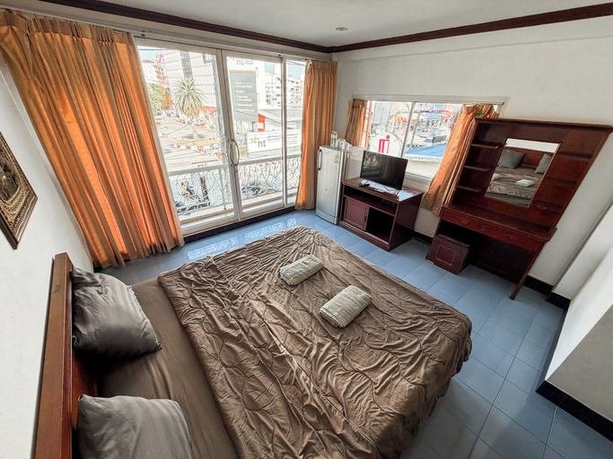 Bedroom 3, Green Hotel, Pattaya