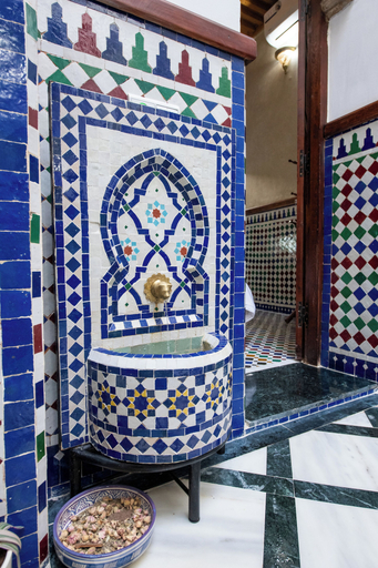 Bathroom 2, Riad Jasmine, Rabat
