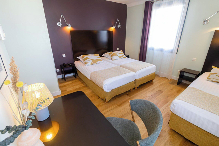 Bedroom 3, Les Jardins du Canal, Gard