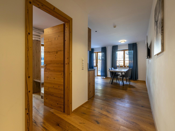 Public Area 2, Apartment in Stubaital near Ski Lift, Innsbruck Land