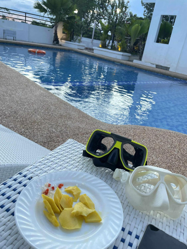 Food & Drinks, Hiddennest Guest house, Alcantara