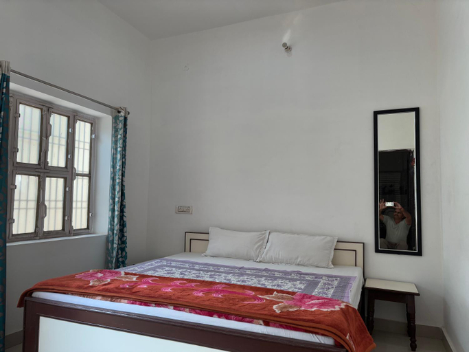 Bedroom 2, Keshav Palace, Ajmer