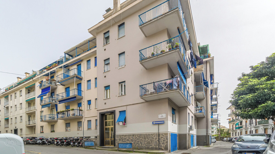 Exterior & Views 5, Firenze 11, Genova