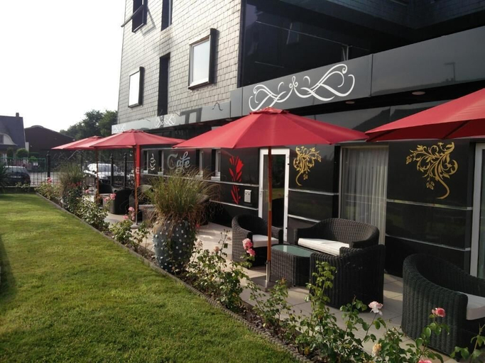 Exterior & Views, Hotel Eikenhof, Oost-Vlaanderen