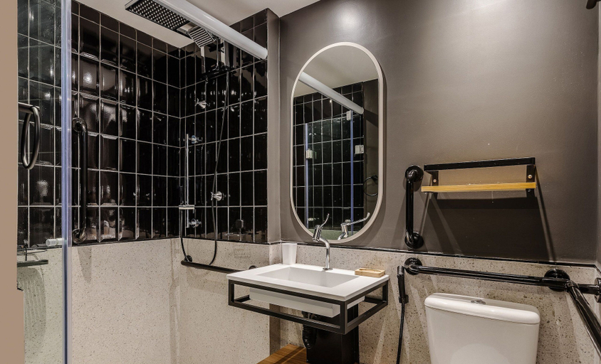 Bathroom, Modern Studio Just Minutes From Ibirapuera Vbm1313, São Paulo