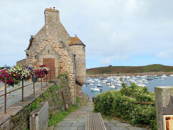 View from property 4, Modern Holiday Home Near the Sea, Le Conquet, Finistère