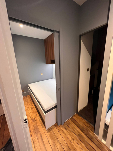 Room 3, 2-bedroom Apartment in Mont-dore, Puy-de-Dôme