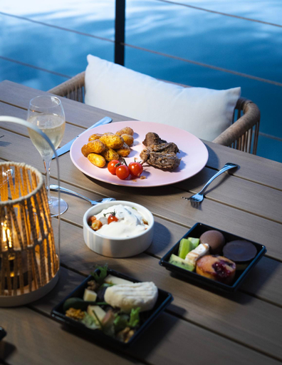 Food & Drinks 5, Cabanes sur l'eau - Domaine de Neuville, Marne