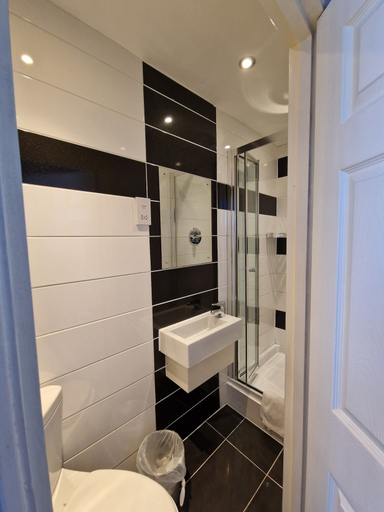 Bathroom 3, Hotel 65, London