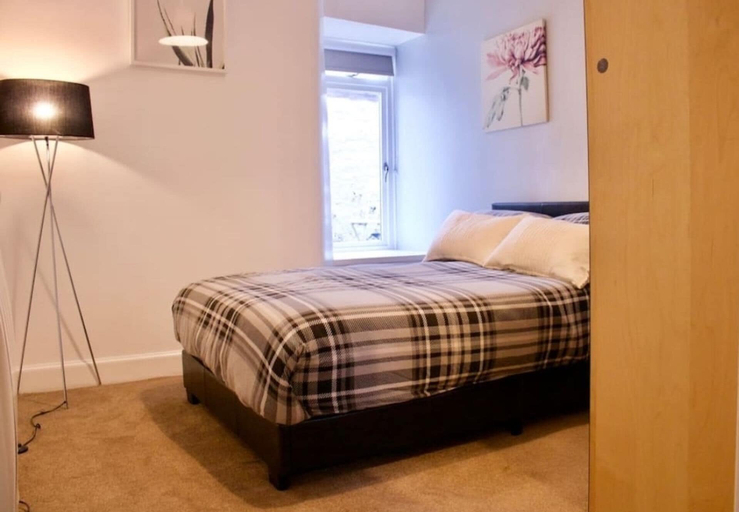 Room 4, Main Door Flat With Private Garden City Center, Edinburgh