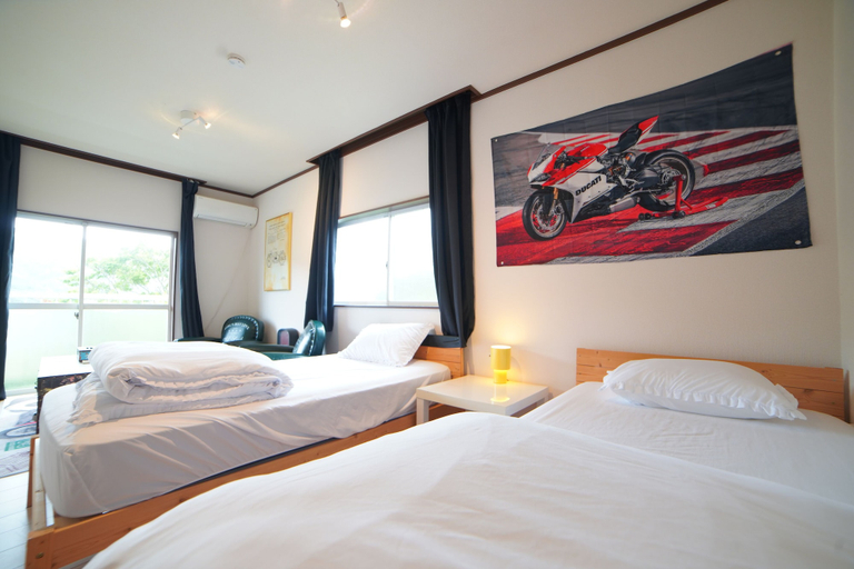 Room 2, Route 99 Hakone, Hakone