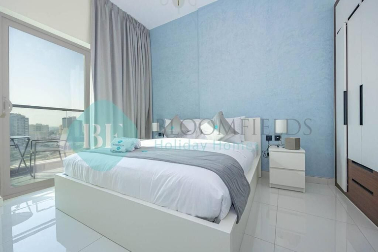Room 2, Bloomfields Modern 1Bedroom In Wavez, Dubai