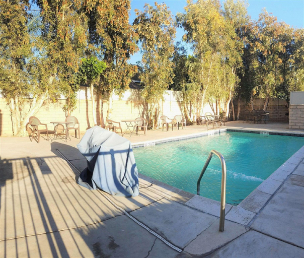 Sport & Beauty, Mid City Inn & Suites Pico Rivera, Los Angeles