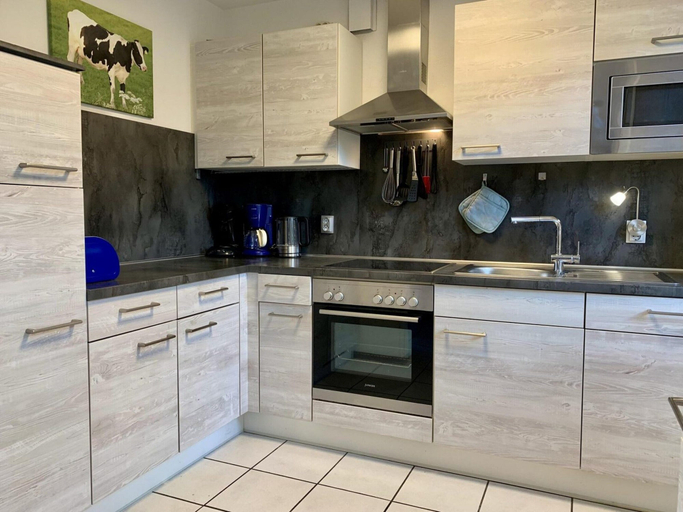 Private kitchen 5, Modern Holiday Home With Garden, Zijpe