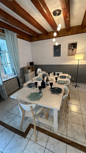 Dining 2, Centrally Located Villa in Mont-dore, Puy-de-Dôme