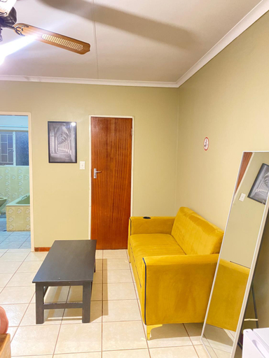 Others 4, c and c guest house pretoria north, City of Tshwane