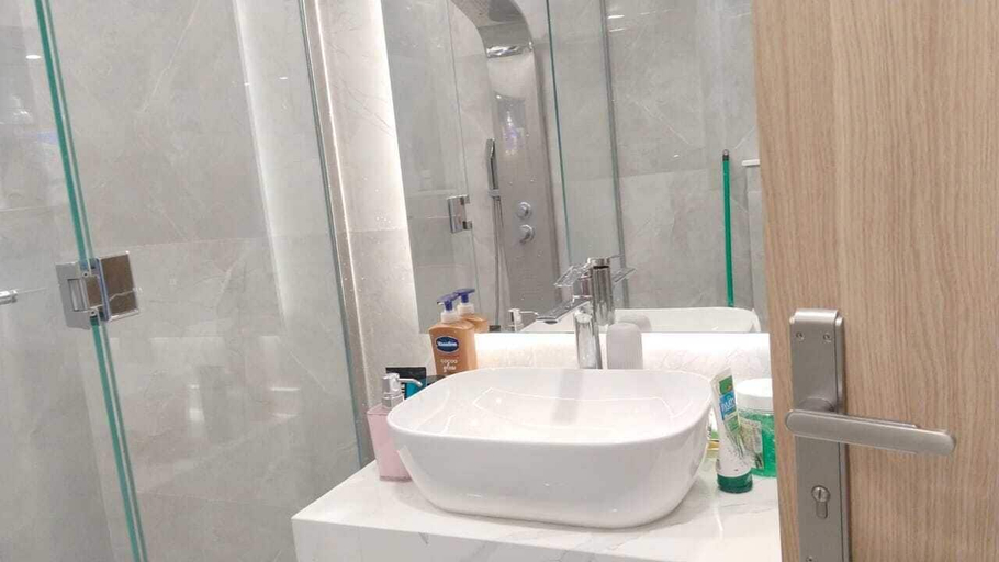 Bathroom 3, Nas Villa Luxurious Dorm, Dubai