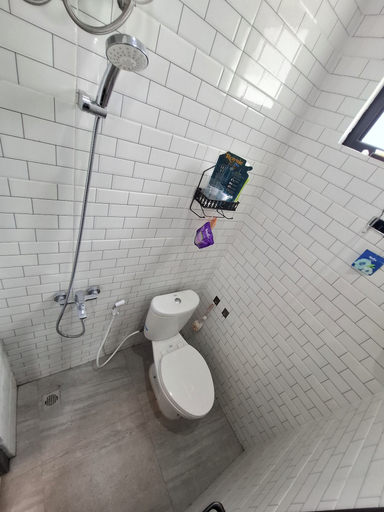 Bathroom 3, Athara Naya, Malang