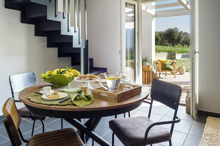 Dining 4, Borgo del franco, Salerno