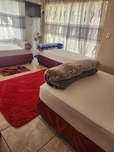 Bedroom 2, HUNTERS NEST GUEST HOUSE MAFIKENG, Ngaka Modiri Molema