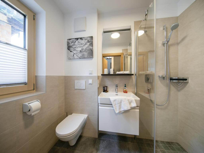 Bathroom 4, Nationalpark Chalet Dreiherrenspitze, Zell am See