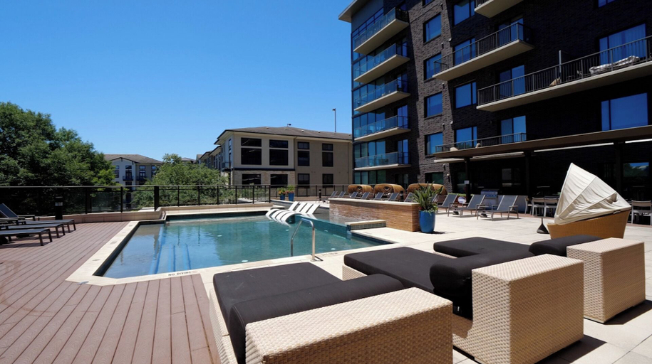 Sport & Beauty, Landing Apartments Houston, Houston
