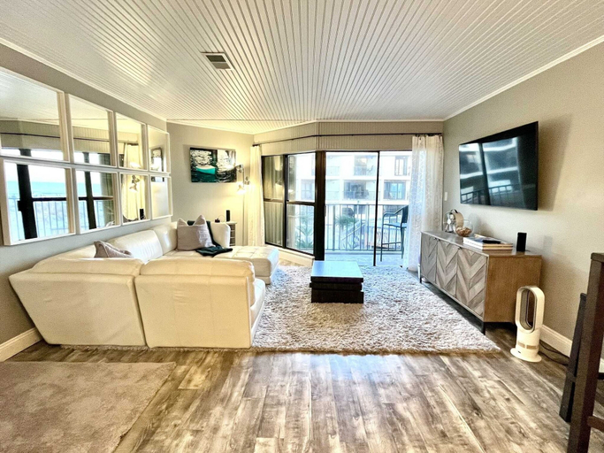 Living area 5, Gulfside Townhome 3 2 Bedroom Townhouse, Baldwin