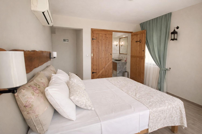 Bedroom 2, Ekincik Sayfiye Pansiyon, Köyceğiz