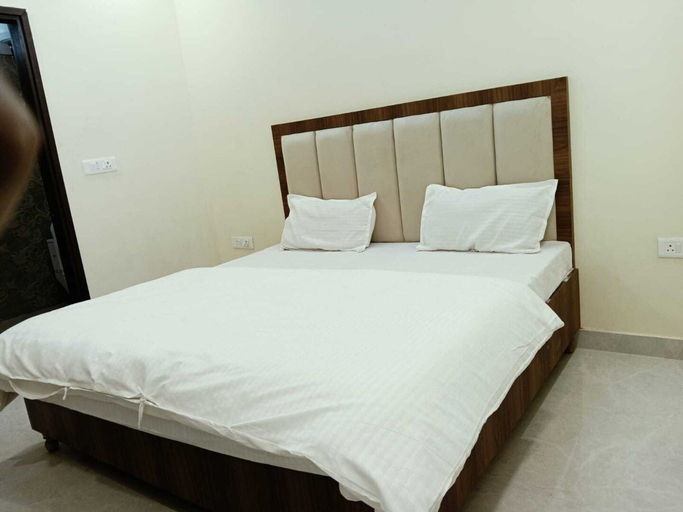 Room 2, Hotel O Chhajarasi Colony, Ghaziabad