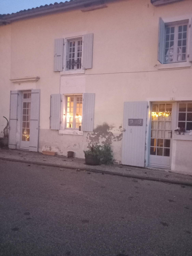Exterior & Views 3, La maison aux livres, Charente