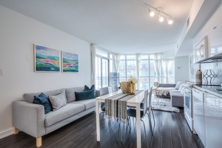Living area 3, Waterfront Luxe Suites, Toronto