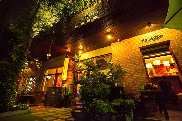 Exterior & Views, Monsoon Riverside Hotel, Phnom Penh