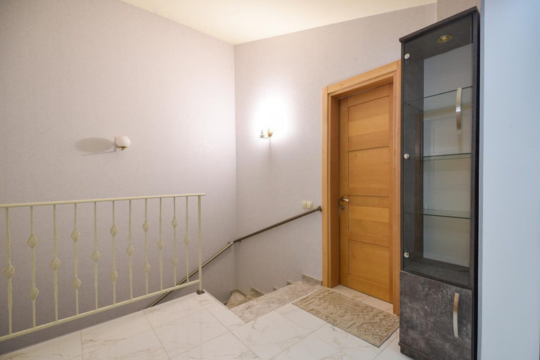 Others 5, Villa Horizon Tbilisi, Mtskheta