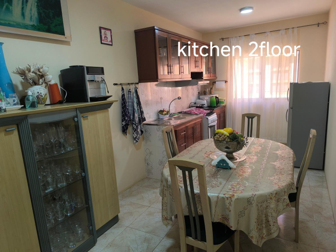 Others 5, guesthouse emaly