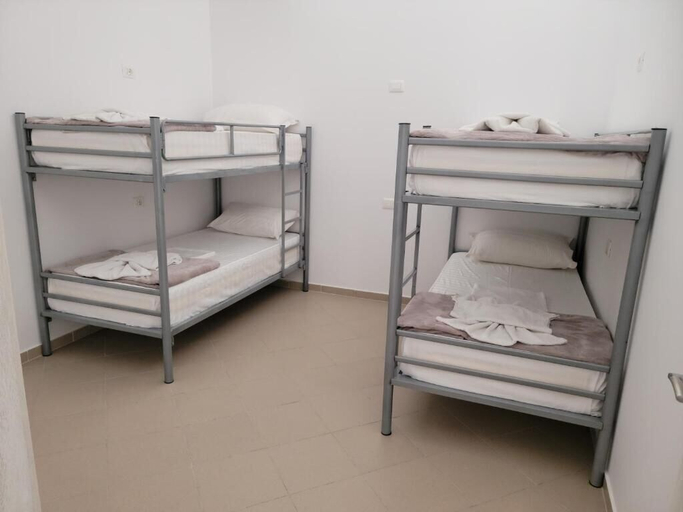 Bedroom 5, Hostel K13, Sarandës