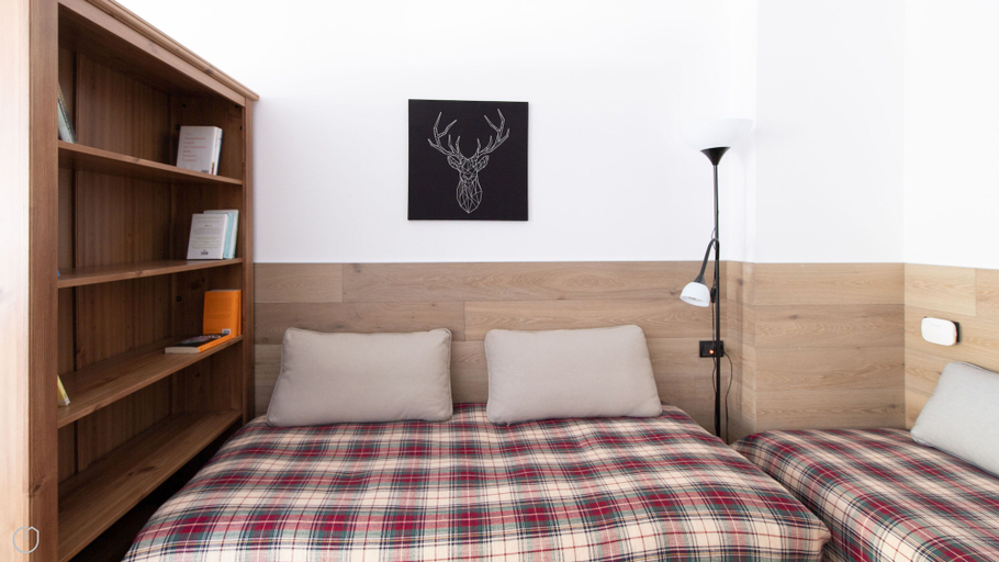 Bedroom 2, Italianway - Plagheira 1, Sondrio