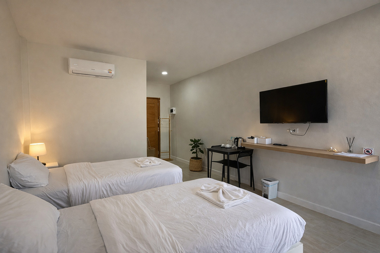 Others 2, The 9 Motel, Ngao