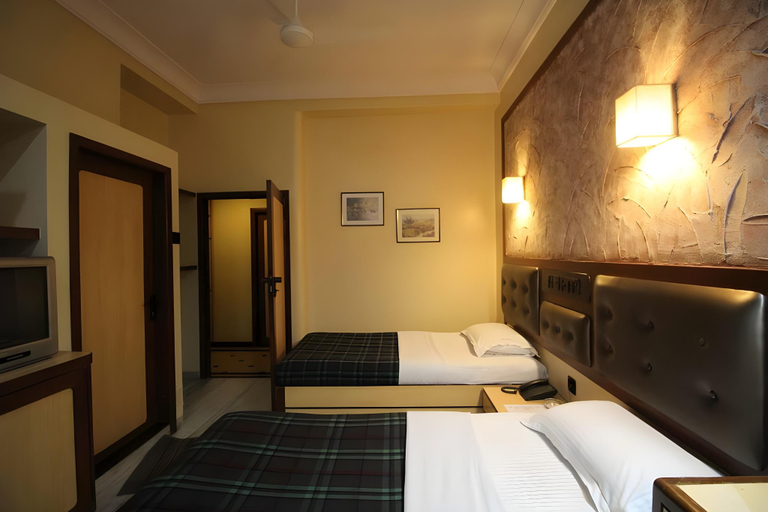 Bedroom 4, Hotel Ameya, Mumbai City